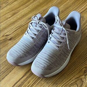 Ladies Athletic Ortho-feet Shoes 10.5  hands free